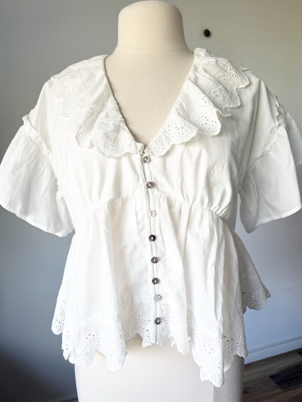 White Eyelet Ruffle Button-Front Top - Picture 2 of 13